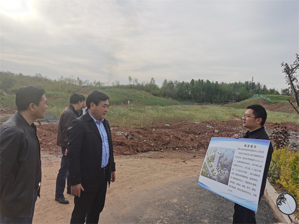 4月6日，吳縣長調(diào)研富豐商務(wù)中心地塊.jpg